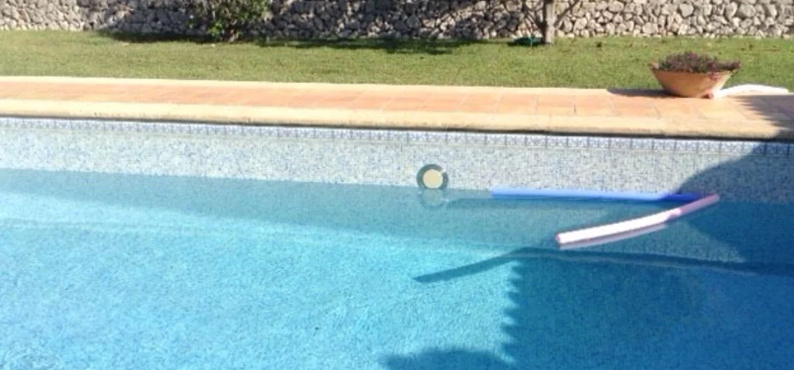 Manual of fiberglass pool light