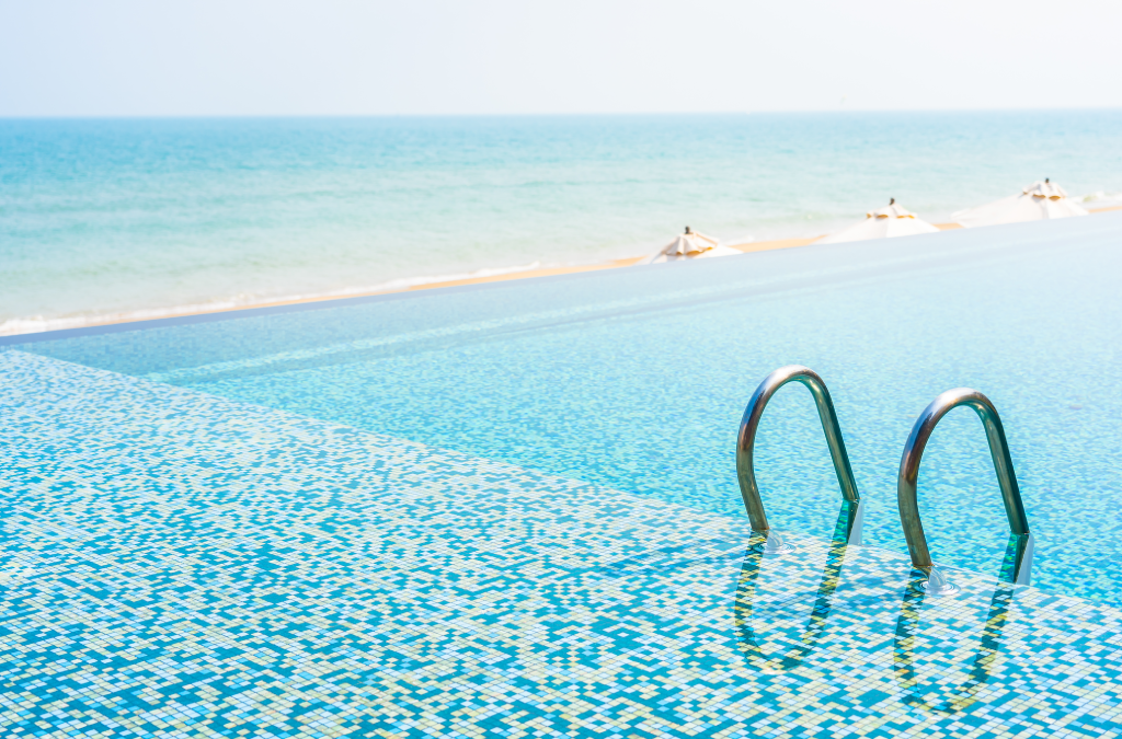 commercial pool salt chlorinator